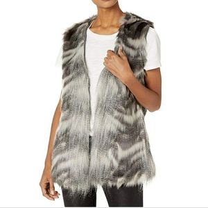 Cupcakes and Cashmere Viviana Faux Fur Vest